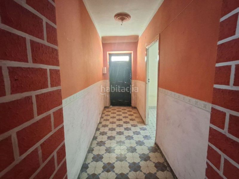 Foto 43d2d563-e23d-4f63-9cf4-1ae278520694. Casa amb aparcament a Roda (La)