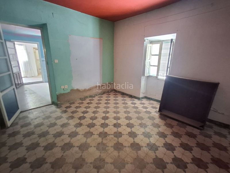 Foto 5e5d6a2a-615a-4cde-a7ef-cdd50563a434. Casa amb aparcament a Roda (La)