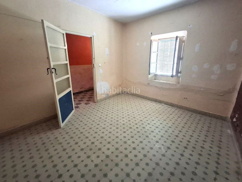 Foto 6fc00422-5da3-42d0-82e8-35eddb314176. Casa amb aparcament a Roda (La)