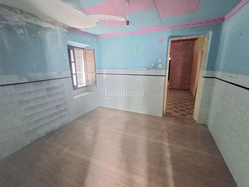 Foto 84729358-9d75-4661-bcb6-6ca6b1277ff1. Casa amb aparcament a Roda (La)