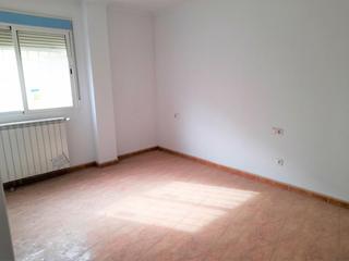 Pis a Roda (La). Piso en venta en puerta de la villa, 2 dormitorios.