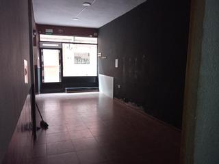 Local Comercial a Roda (La). Local com. en venta en plaza mayor.