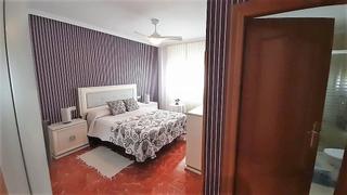 Casa adossada a Roda (La). Casa adosada en venta en roda la, 6 dormitorios.