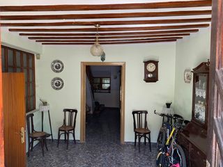 Casa  Mayor. Casa en venta en sisante, 8 dormitorios.