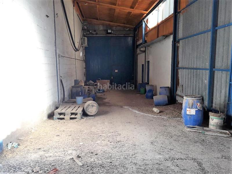 Foto 506cfafd-e00b-48a5-909b-748347c545ea. Bâtiment à usage industriel dans Roda (La)