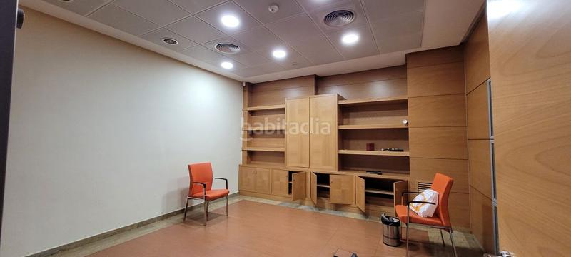 Foto 43a6279c-33ba-465e-af96-542f911eb84e. Alquiler local comercial local com. en alquiler en Feria, 3 despachos. en Albacete