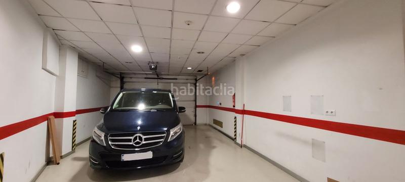 Foto caa2b961-4439-438d-b85f-67a249cb9862. Rent business premise in Feria Albacete