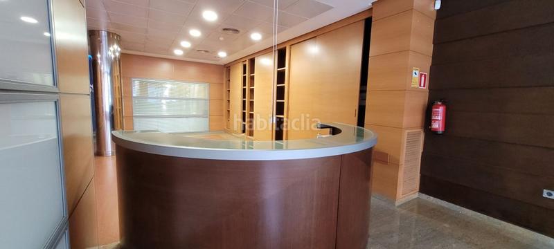 Foto eedfa220-abc9-4175-ae1b-5df5449314f1. Rent business premise in Feria Albacete