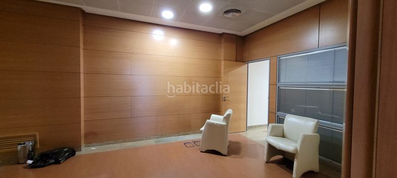 Foto 8e8948e2-fa3c-40d8-912a-40fab7bc98a1. Local comercial a Feria Albacete