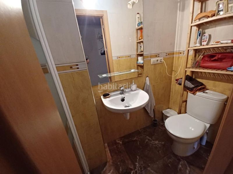 Foto 4abe99de-9d5f-4a4e-8a7a-20e38f4f8560. Local comercial local com. en venta en centro, 3 despachos. en Roda (La)