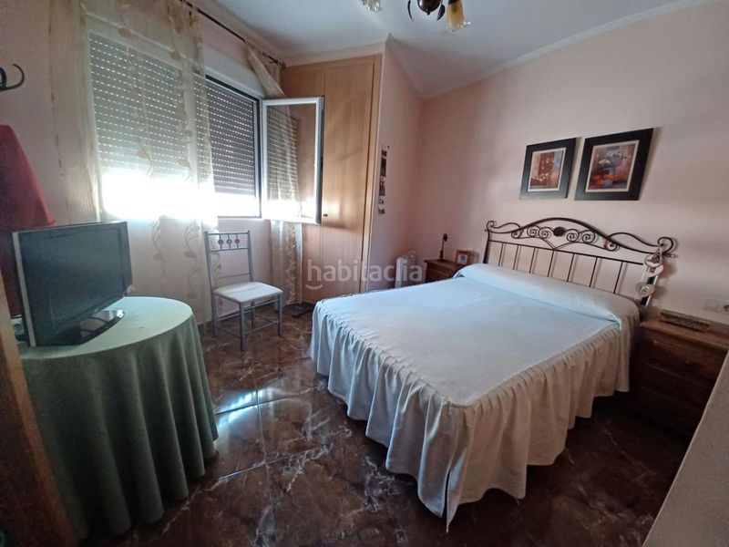 Foto d9302bbf-6afb-4c0c-b691-aa9b171def83. Local comercial local com. en venta en centro, 3 despachos. en Roda (La)