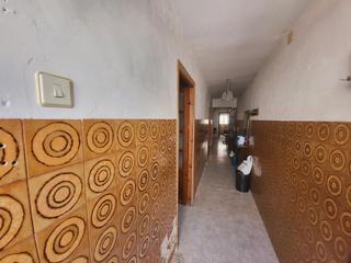 Casa a Roda (La). Casa en venta en puerta de la villa, 2 dormitorios.