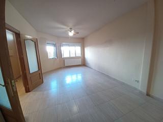 Casa adosada en Villalgordo del Júcar. Adosado en venta en villalgordo del jucar, 5 dormitorios.