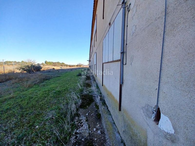 Foto e9e6eb5e-ff1e-490a-ae55-56098fbc6691. Bâtiment à usage industriel dans Roda (La)