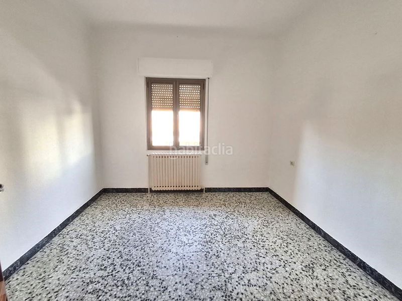 Foto 1b3e106b-cd27-48c9-ba8c-d2178de9b257. Casa amb calefacció aparcament a Roda (La)