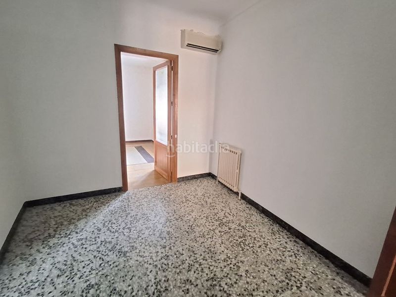 Foto 853c2631-ea46-49a6-bfd5-bd012a0448a7. Casa amb calefacció aparcament a Roda (La)