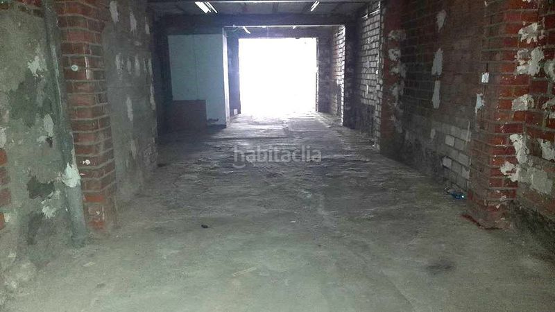 Foto b6de932d-5fff-4ab3-b0e8-e0fee87d0dd7. Local comercial a Roda (La)