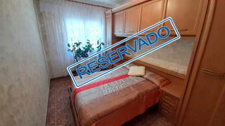 Appartement à Roda (La). Piso en venta en parque de la cañada, 4 dormitorios.