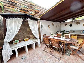 Reihenhaus in Pedanías - Extrarradio. Casa adosada en venta en salobral, 5 dormitorios.