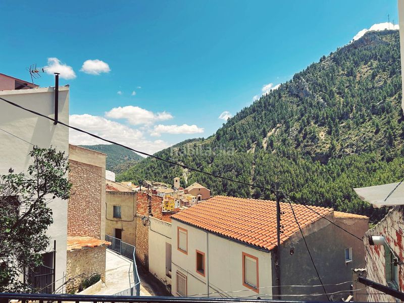 Foto 0a1235de-7124-4fc7-bd6b-0910438fe86f. Casa a glorieta 16 a Bogarra