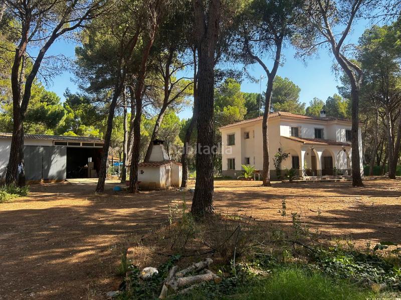 Foto a580fd36-3948-4b21-ab9f-eb8411557bf9. Chalet avec parking dans Pedanías - Extrarradio Albacete