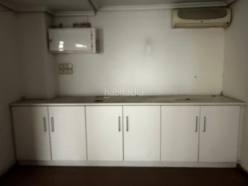 Foto e1629e32-dc00-4d27-b3c1-c0381574dcf4. Alquiler local comercial local com. en alquiler en Centro, 1 despacho. en Albacete