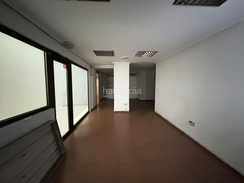 Foto 14f55585-0a79-4b69-b7e6-2ab39bd409f9. Location local commercial dans Centro Albacete