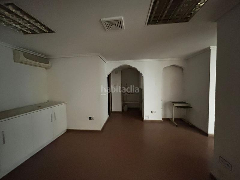Foto deca4683-0dc2-490c-aede-2bfce2afdbe1. Location local commercial dans Centro Albacete