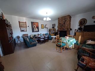 Masia a Roda (La). Casa de campo en venta en san isidro, 2 dormitorios.