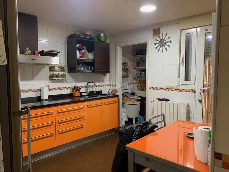 Foto 41ae5cf0-32ea-4905-96c6-f8230d17492b. Casa adossada amb calefacció aparcament a Roda (La)