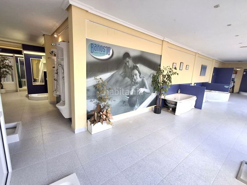 Foto 239fb913-ea88-4066-aba1-7836816b8966. Affitto edificio in Roda (La)