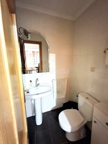 Foto 74d88507-e1db-4c14-a425-7c2f23c5f4fd. Affitto edificio in Roda (La)