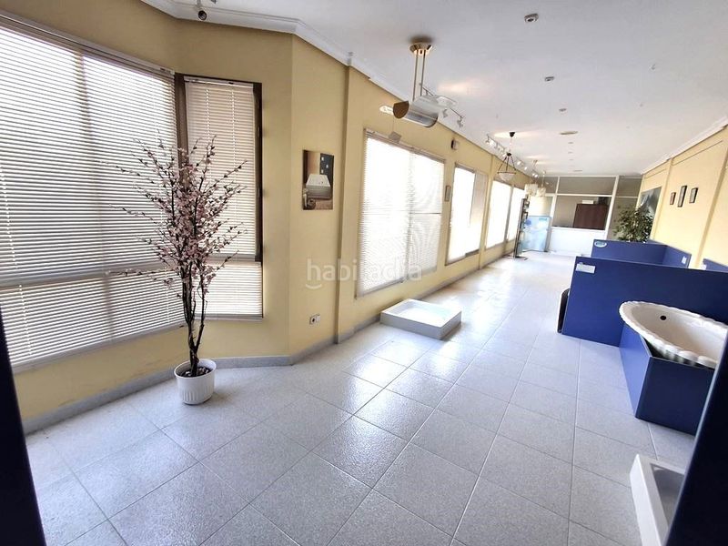 Foto 761c60ae-d63b-4828-810b-6a4ae4ae7c5f. Affitto edificio in Roda (La)