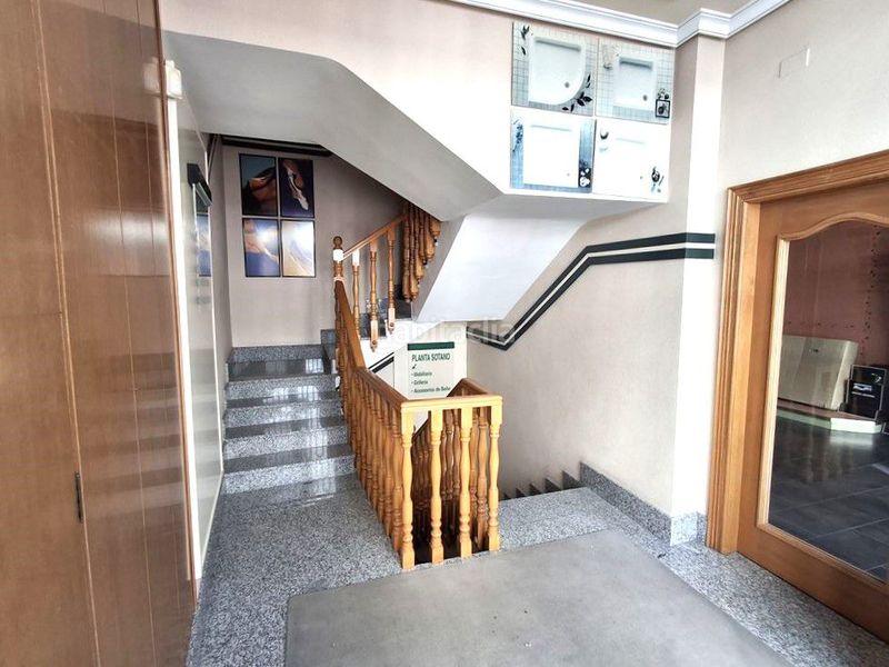 Foto a00ab6e2-4308-4bcd-adac-e66bad62e506. Affitto edificio in Roda (La)