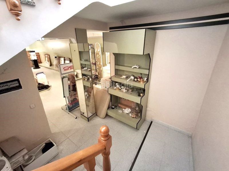 Foto cc5c3af6-7176-4a84-89b4-25699c279830. Affitto edificio in Roda (La)