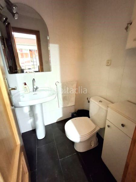 Foto dedee9da-21b6-4ae5-a814-31743306525b. Affitto edificio in Roda (La)