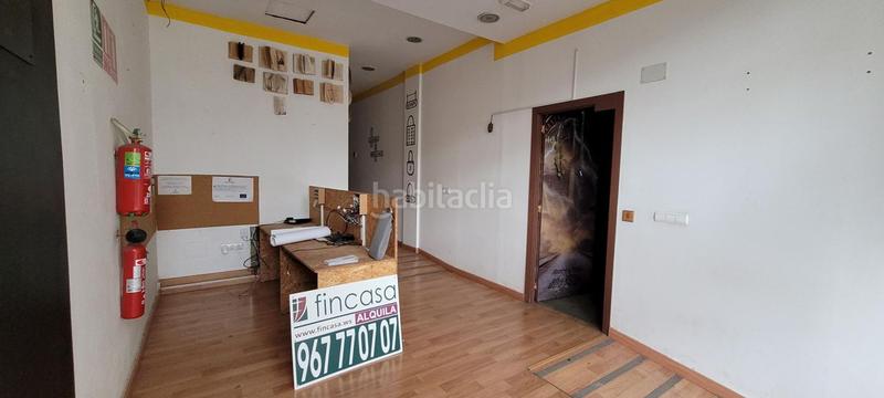 Foto 276d057c-0203-487c-b7e6-d0e6cd95391a. Alquiler local comercial local com. en alquiler en avda. de españa, 1 despacho. en Albacete