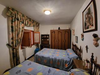 Maison à Sisante. Casa en venta en sisante, 4 dormitorios.
