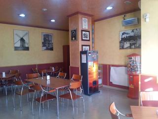 Geschäftsraum  Arado. Local com. en venta en alto de los molinos, 1 despacho.