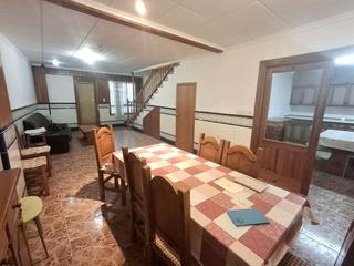 Casa a Villalgordo del Júcar. Casa en venta en villalgordo del jucar, 4 dormitorios.