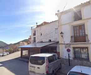 Casa a Del cabezuelo 2. Casa pueblo en venta en bogarra, 9 dormitorios.
