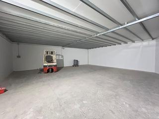 Miete Fabrikhalle  C. Nave industrial en alquiler en campollano.