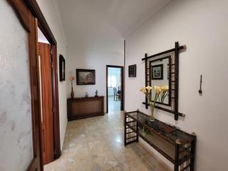 Maison à Sisante. Casa en venta en sisante, 6 dormitorios.