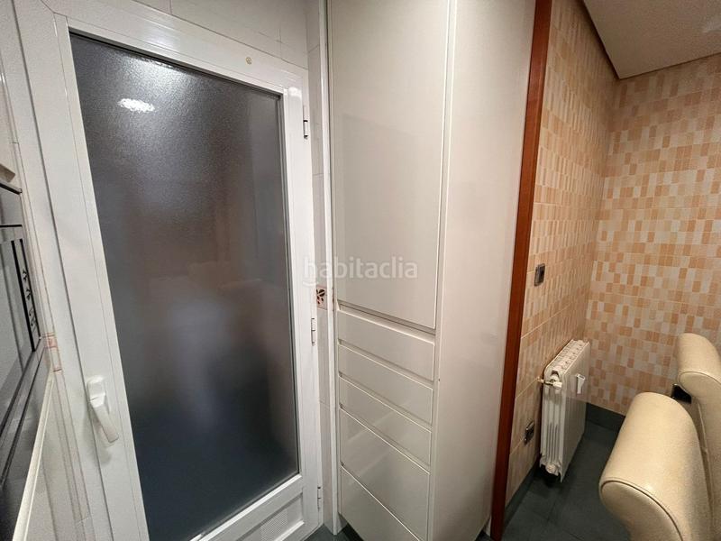 Foto 02626a61-055f-49c7-818b-b3c6b336845c. Flat with heating in Feria Albacete