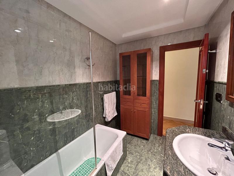 Foto 36b7632f-fa92-4a67-acf6-9772ed9ea0f8. Flat with heating in Feria Albacete