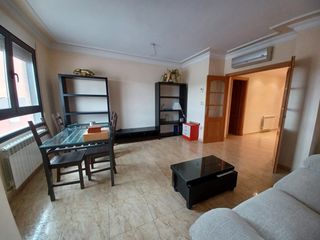 Appartement à Roda (La). Piso en venta en centro, 3 dormitorios.