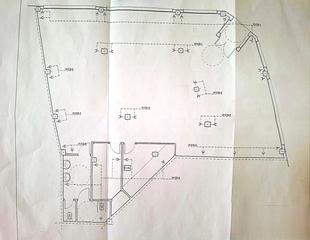 Affitto Locale commerciale in Roda (La). Local com. en alquileropciãn a compra en roda la, 2 despachos.