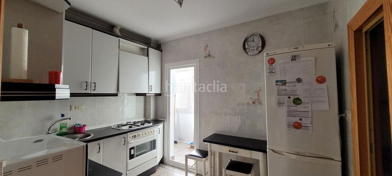 Foto 4ee80abc-5d47-45fd-9a1d-9ff82f4fac7a. Alquiler piso  en alquiler en arquitecto vandelvira, 4 dormitorios. en Albacete