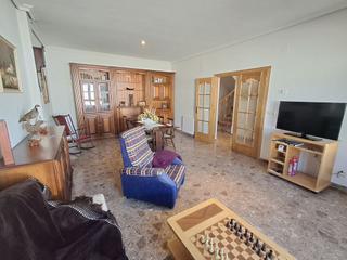 Casa in Roda (La). Casa en venta en roda la, 5 dormitorios.