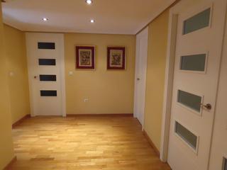 Etagenwohnung in Roda (La). Piso en venta en roda la, 3 dormitorios.